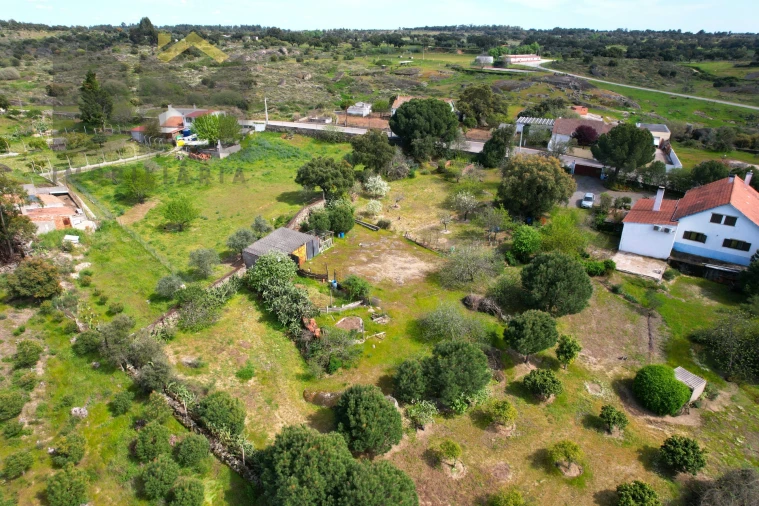 Terreno para Venda em Escalos de Baixo e Mata Foto 10