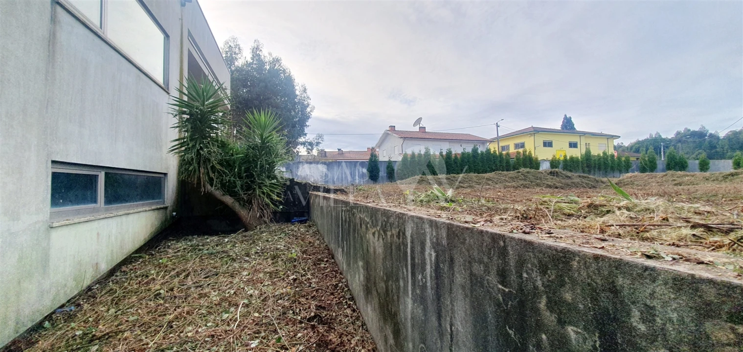 Moradia T3 para Venda em Fiães Foto 5