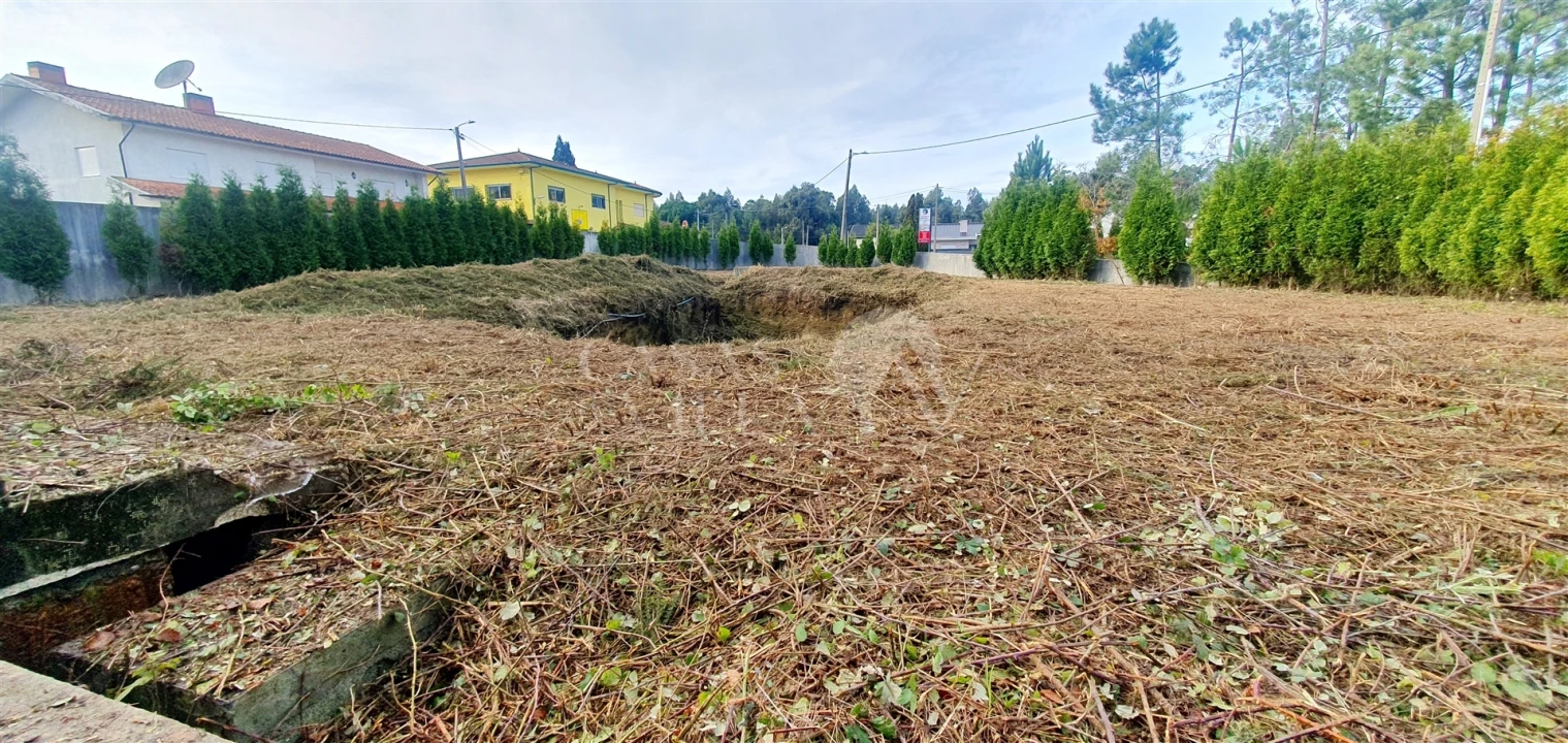 Moradia T3 para Venda em Fiães Foto 2