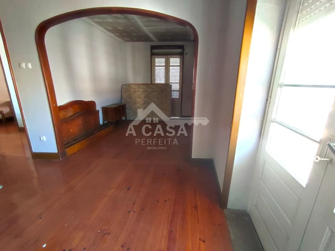 Apartamento T6 para Venda em São João da Madeira Foto 25