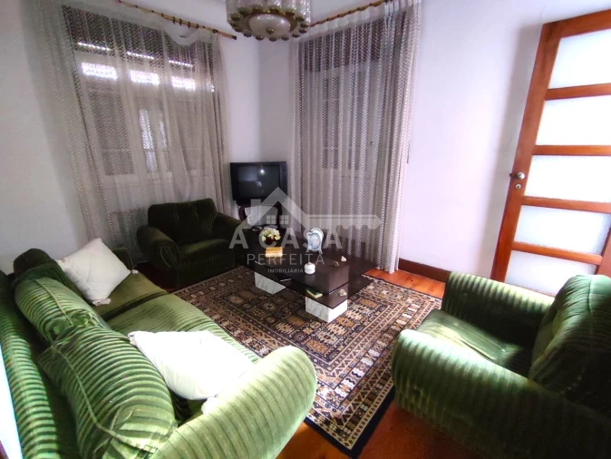 Apartamento T6 para Venda em São João da Madeira Foto 32