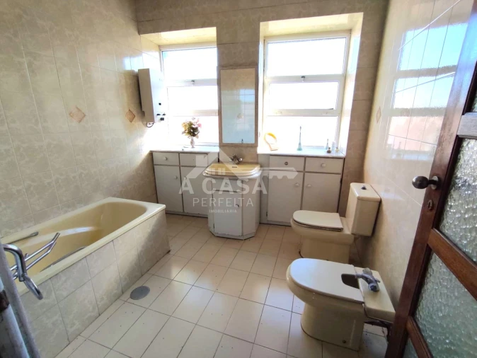 Apartamento T6 para Venda em São João da Madeira Foto 15