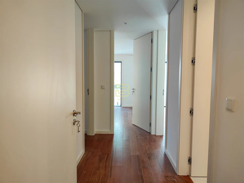 Apartamento T3 para Venda em Mafamude e Vilar do Paraíso Foto 13