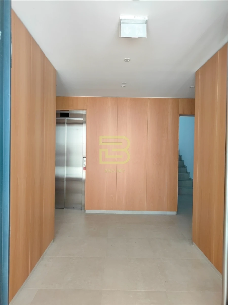 Apartamento T3 para Venda em Mafamude e Vilar do Paraíso Foto 3