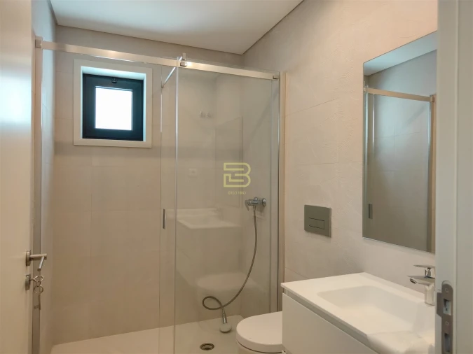 Apartamento T3 para Venda em Mafamude e Vilar do Paraíso Foto 23