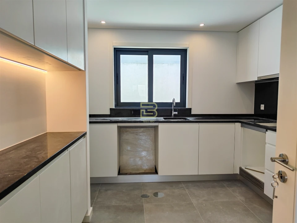 Apartamento T3 para Venda em Mafamude e Vilar do Paraíso Foto 9