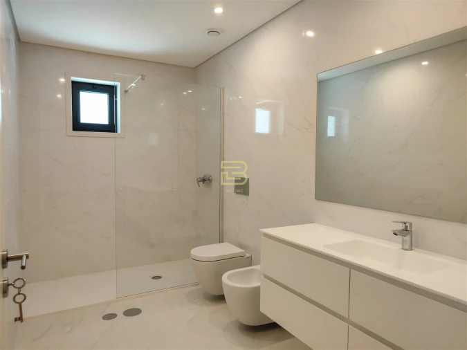 Apartamento T3 para Venda em Mafamude e Vilar do Paraíso Foto 13