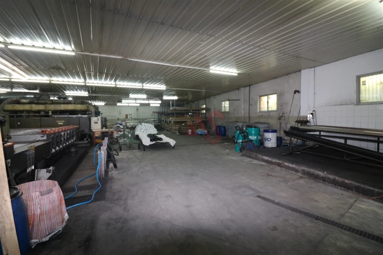 Armazém para Venda em Caldas de Vizela (São Miguel e São João) Foto 7