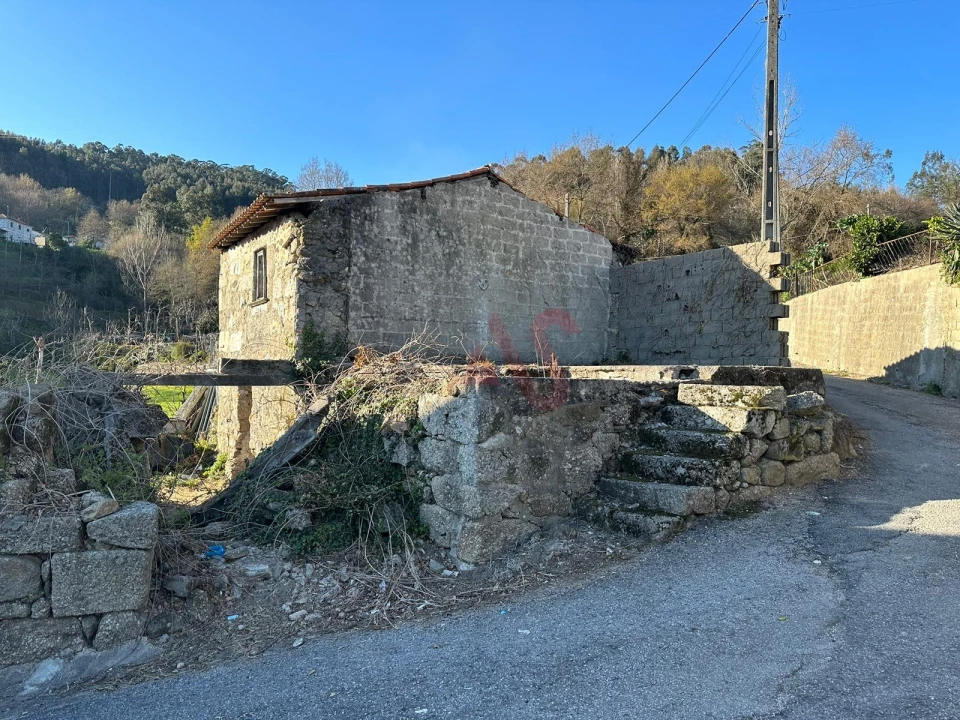 Moradia T2 para Venda em Tabuadelo e São Faustino Foto 1