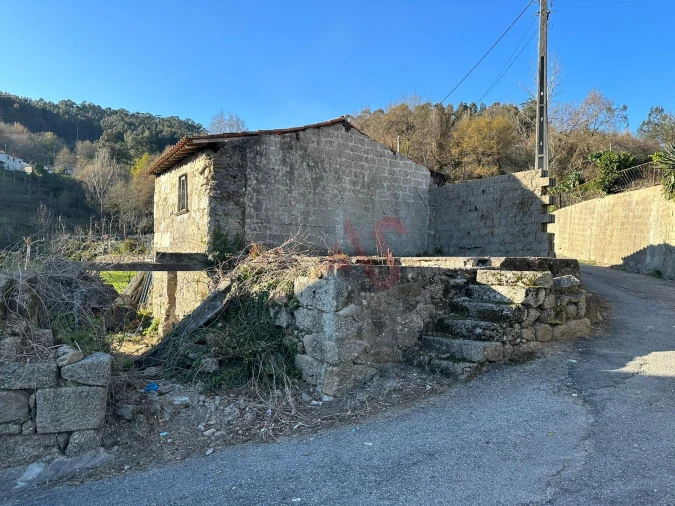 Moradia T2 para Venda em Tabuadelo e São Faustino Foto 1