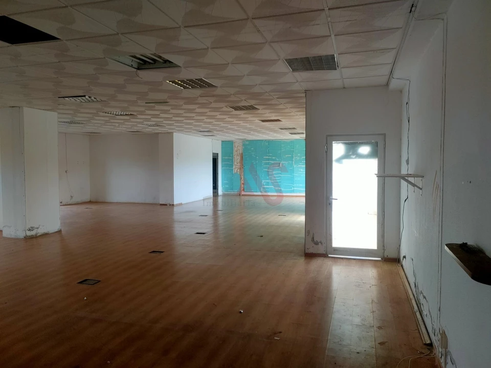 Loja para Venda em Ferreiras Foto 9