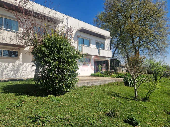 Moradia T5 para Venda em Sande Vila Nova e Sande São Clemente Foto 1