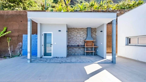 Moradia T4 para Venda em Paul do Mar