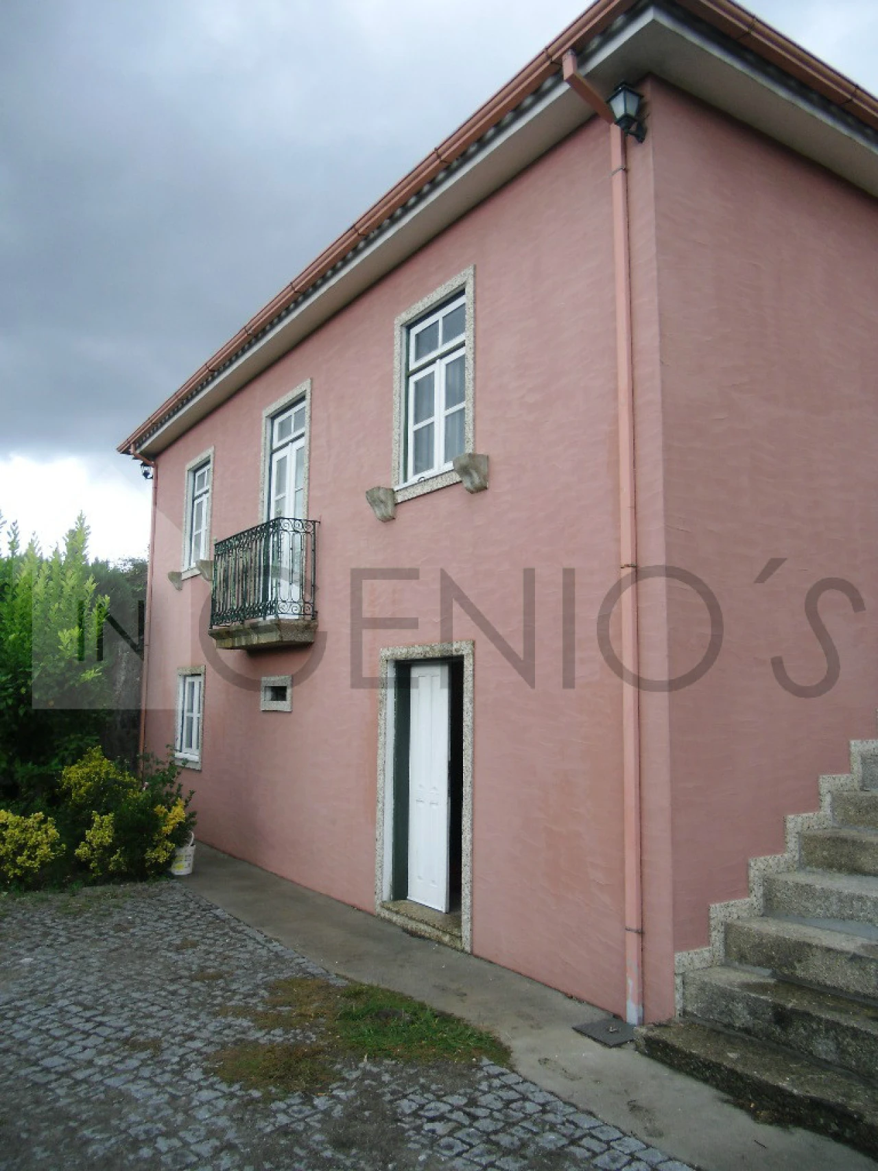 Moradia T0 para Venda em Landim Foto 15