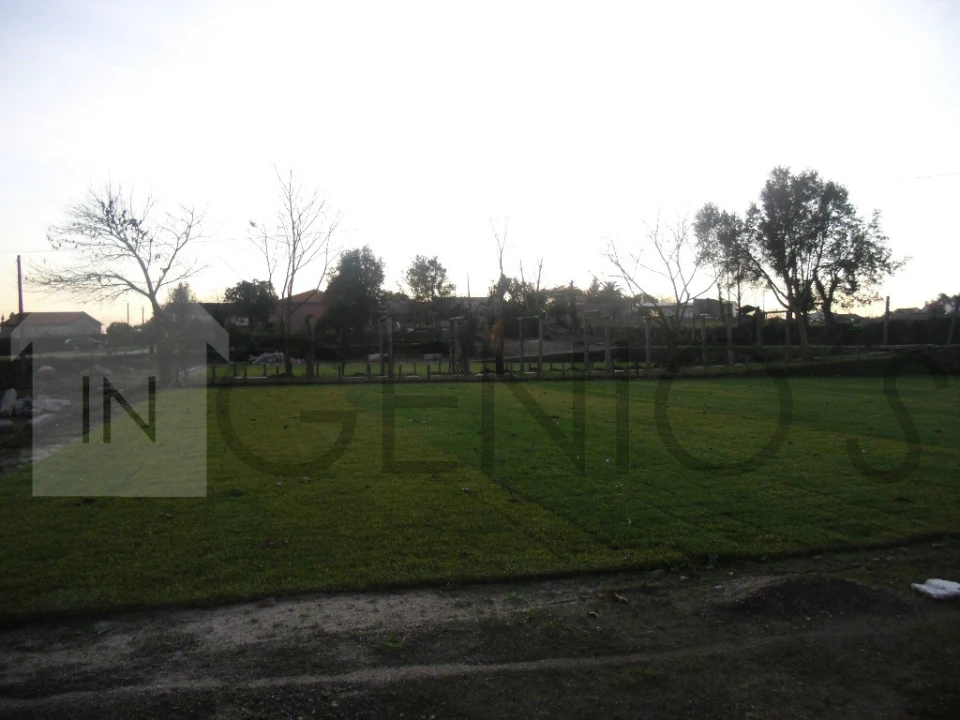 Moradia T0 para Venda em Landim Foto 30