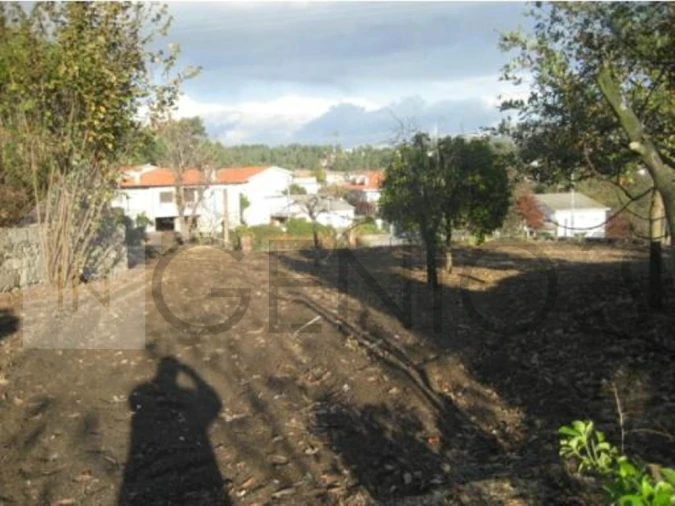 Moradia T0 para Venda em Landim Foto 8