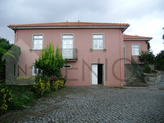 Moradia T0 para Venda em Landim Foto 13