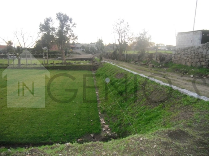 Moradia T0 para Venda em Landim Foto 32