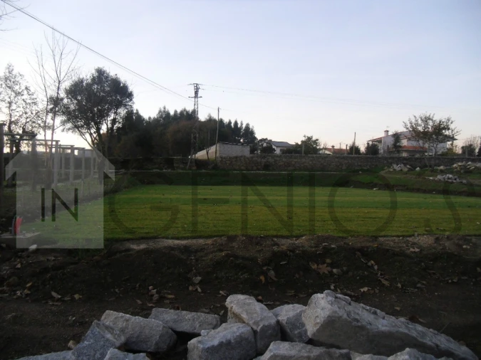 Moradia T0 para Venda em Landim Foto 27