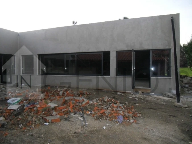 Moradia T0 para Venda em Landim Foto 46