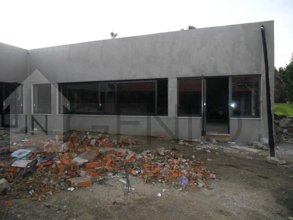 Moradia T0 para Venda em Landim Foto 46