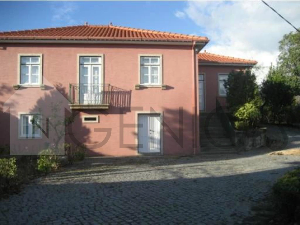 Moradia T0 para Venda em Landim Foto 2