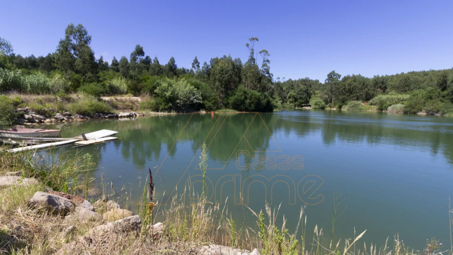 Terreno Misto para Venda em Buarcos Foto 4