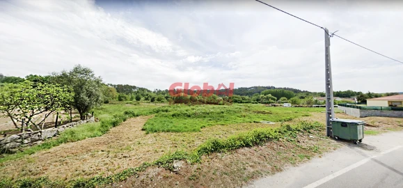 Terreno para Venda em Cavernães