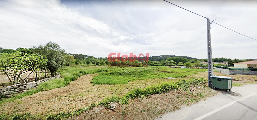Terreno para Venda em Cavernães Foto 2