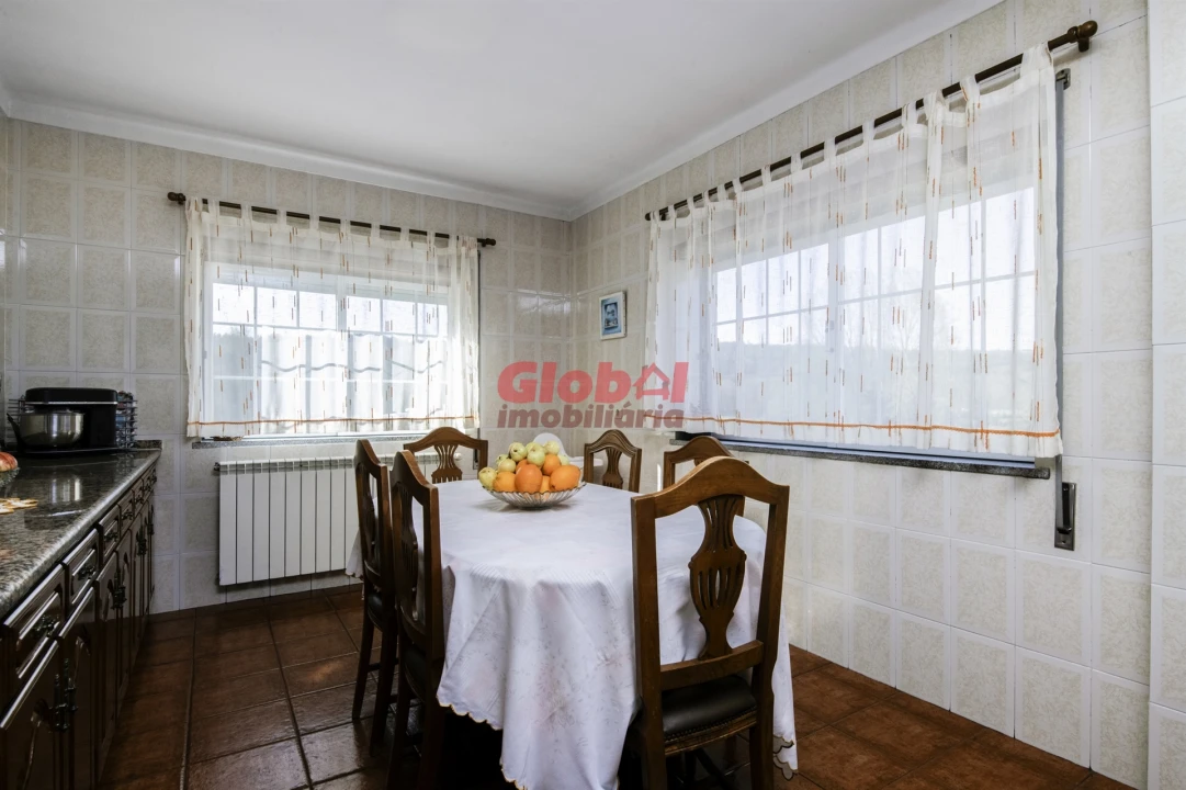 Moradia T5 para Venda em Mões Foto 12