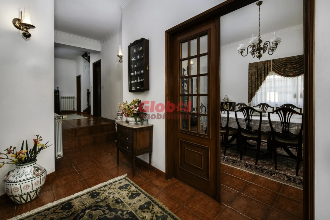 Moradia T5 para Venda em Mões Foto 9