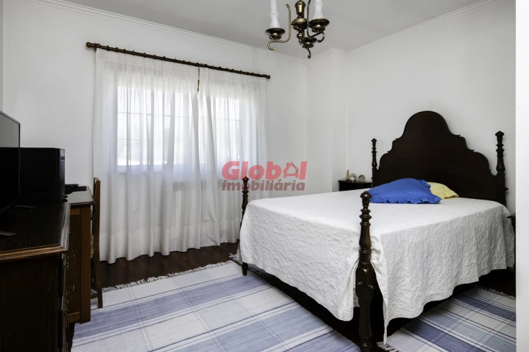 Moradia T5 para Venda em Mões Foto 15