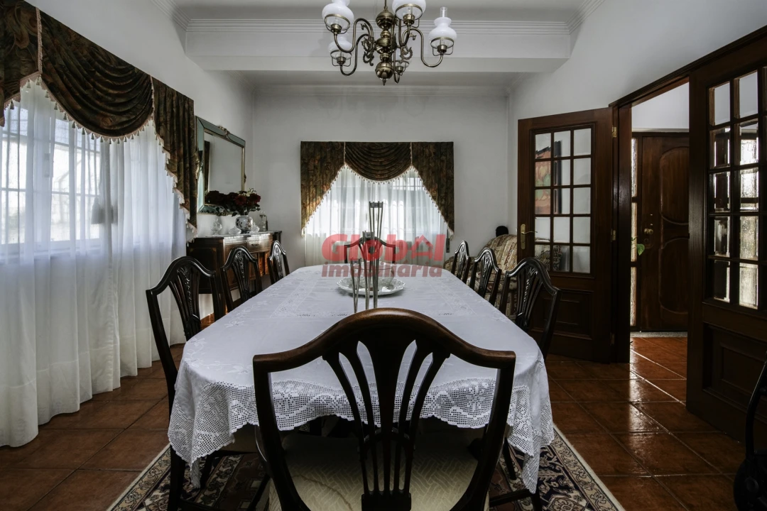 Moradia T5 para Venda em Mões Foto 10