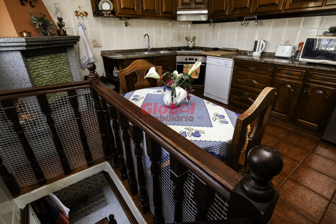 Moradia T5 para Venda em Mões Foto 14