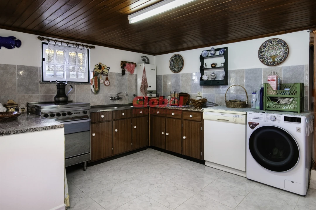 Moradia T5 para Venda em Mões Foto 24