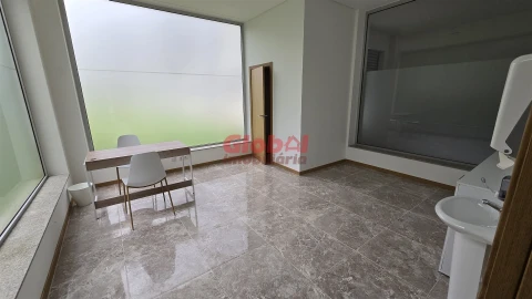 Loja para Venda em Ranhados