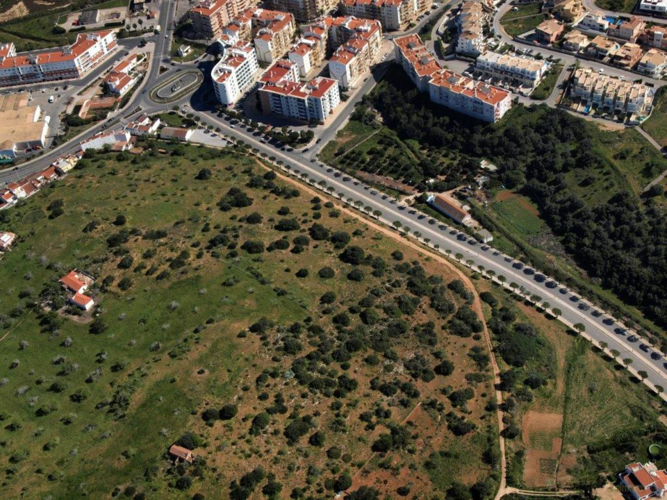 Terreno para Venda em Lagos (São Sebastião e Santa Maria) Foto 16