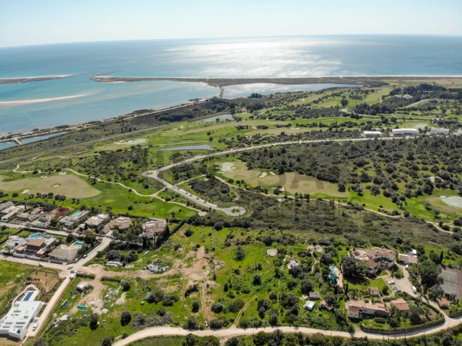 Terreno para Venda em Odiaxere Foto 10