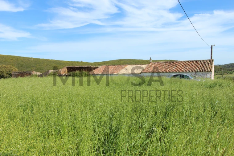 Terreno para Venda em Bensafrim e Barão de São João Foto 4