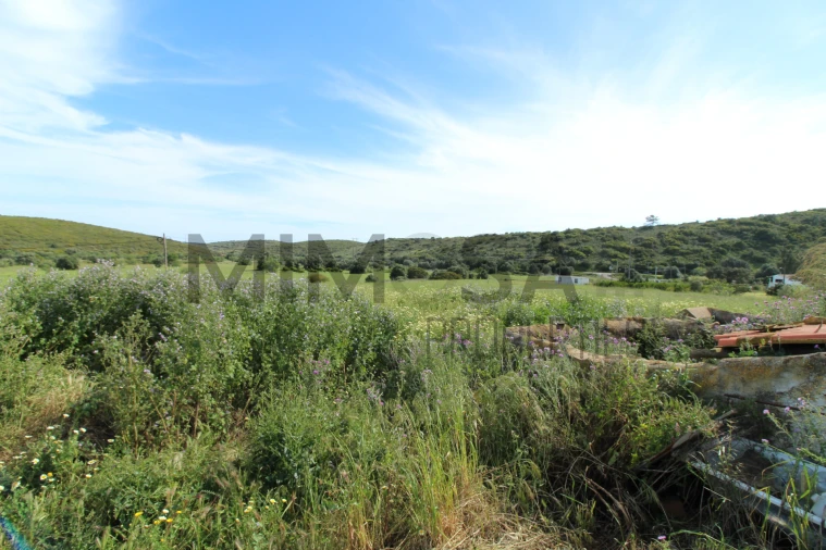 Terreno para Venda em Bensafrim e Barão de São João Foto 12