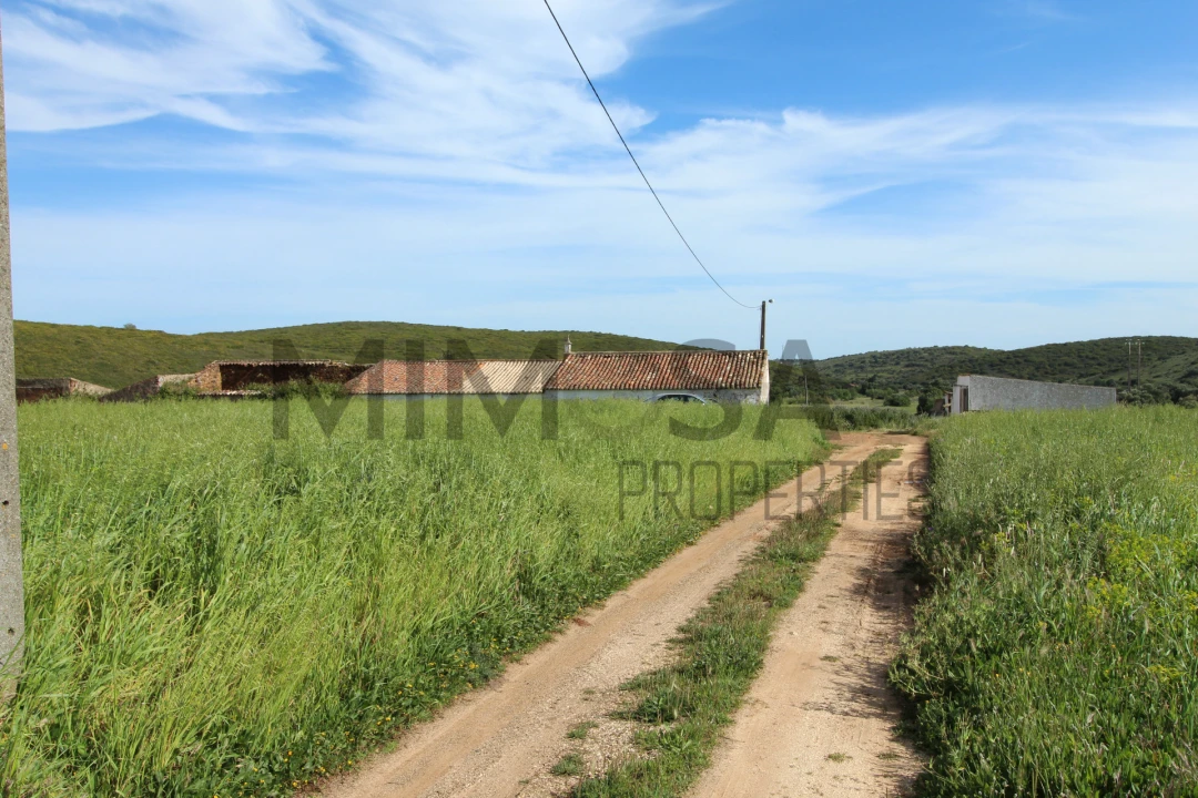 Terreno para Venda em Bensafrim e Barão de São João Foto 10