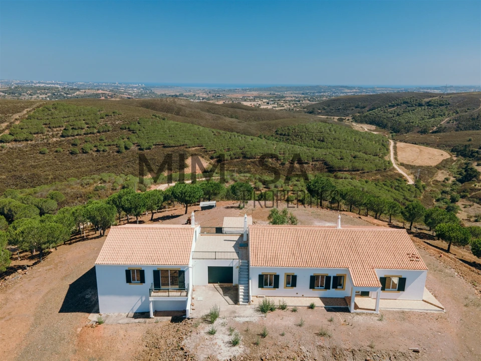 Moradia T6 para Venda em Odiaxere Foto 38