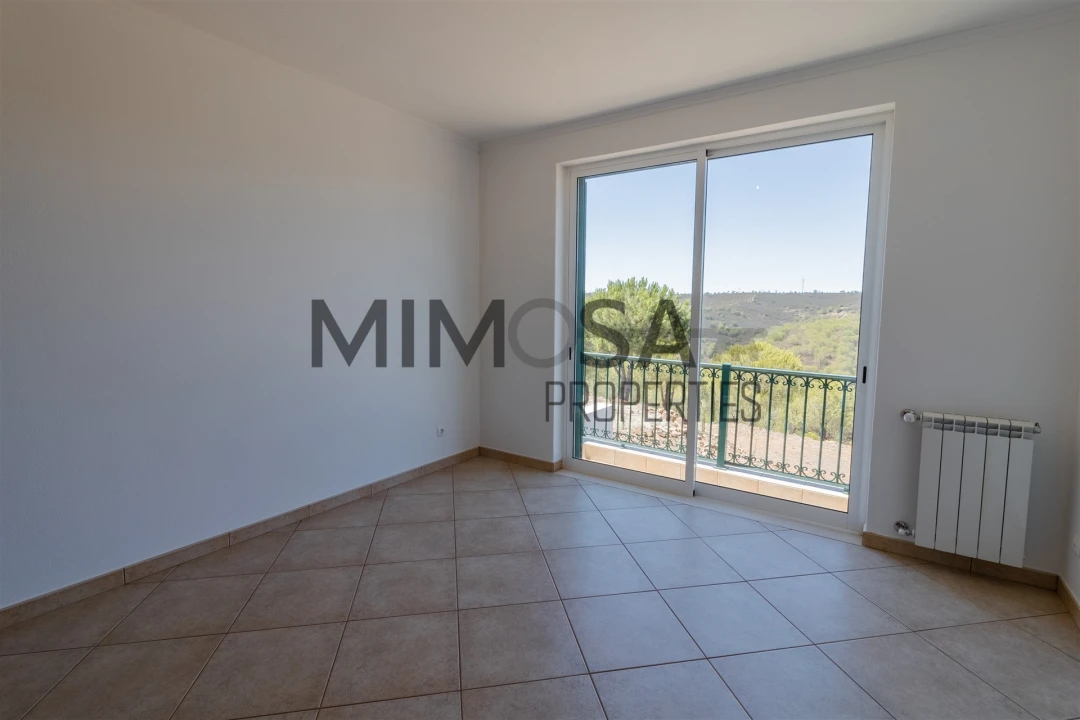 Moradia T6 para Venda em Odiaxere Foto 34