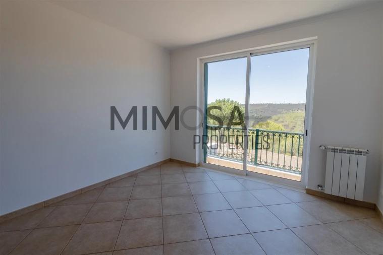 Moradia T6 para Venda em Odiaxere Foto 34