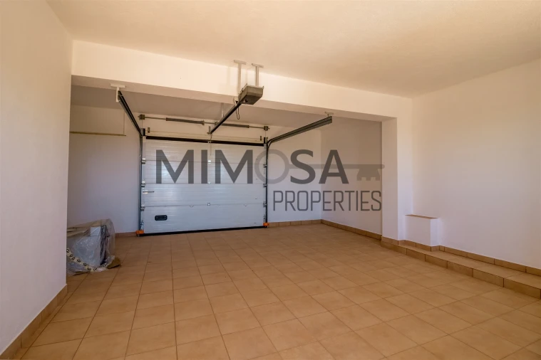 Moradia T6 para Venda em Odiaxere Foto 37