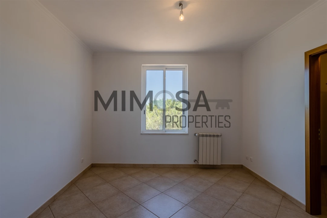 Moradia T6 para Venda em Odiaxere Foto 32