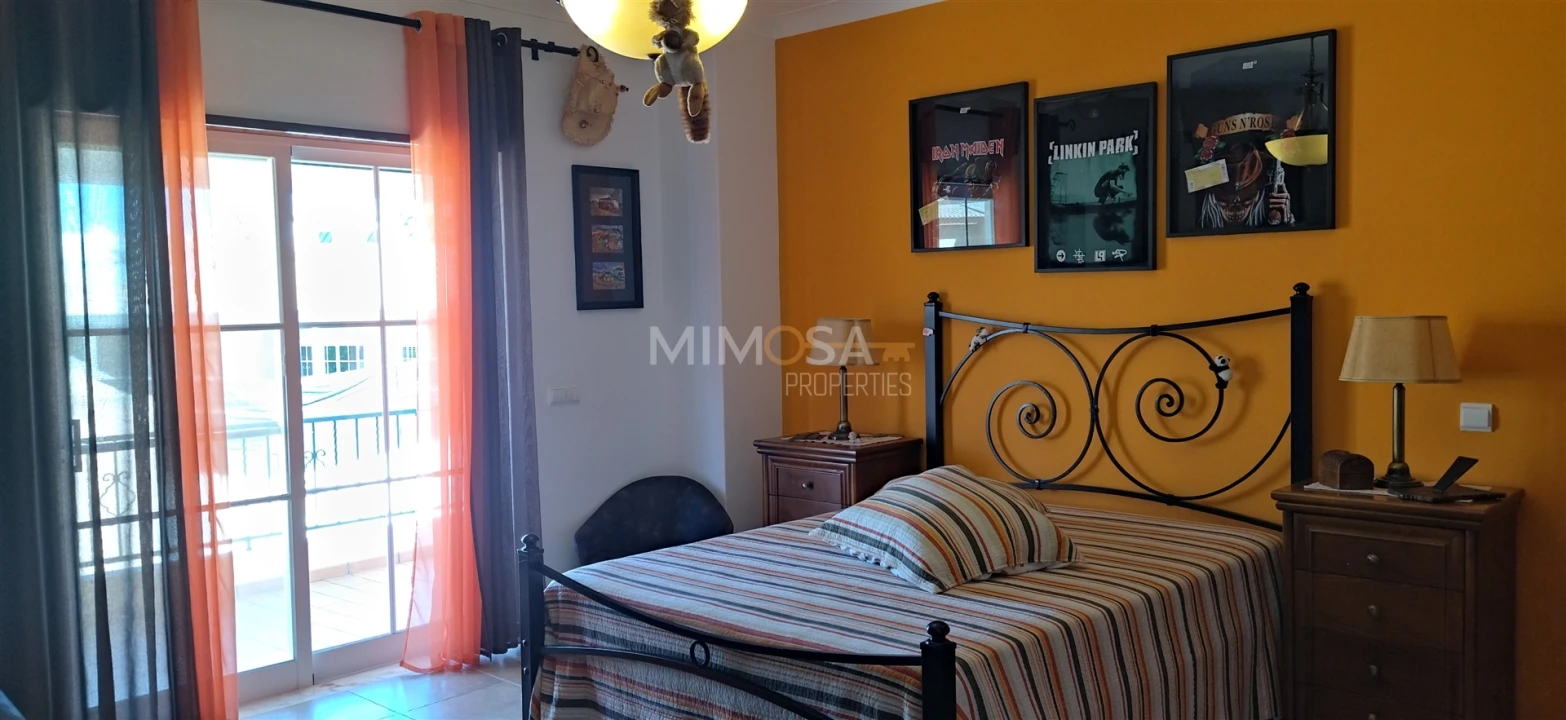 Moradia T5 para Venda em Lagos (São Sebastião e Santa Maria) Foto 21