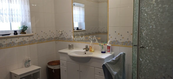 Moradia T5 para Venda em Lagos (São Sebastião e Santa Maria)