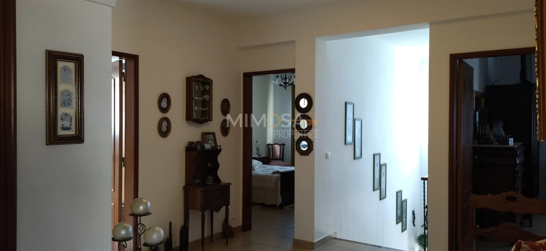 Moradia T5 para Venda em Lagos (São Sebastião e Santa Maria) Foto 20