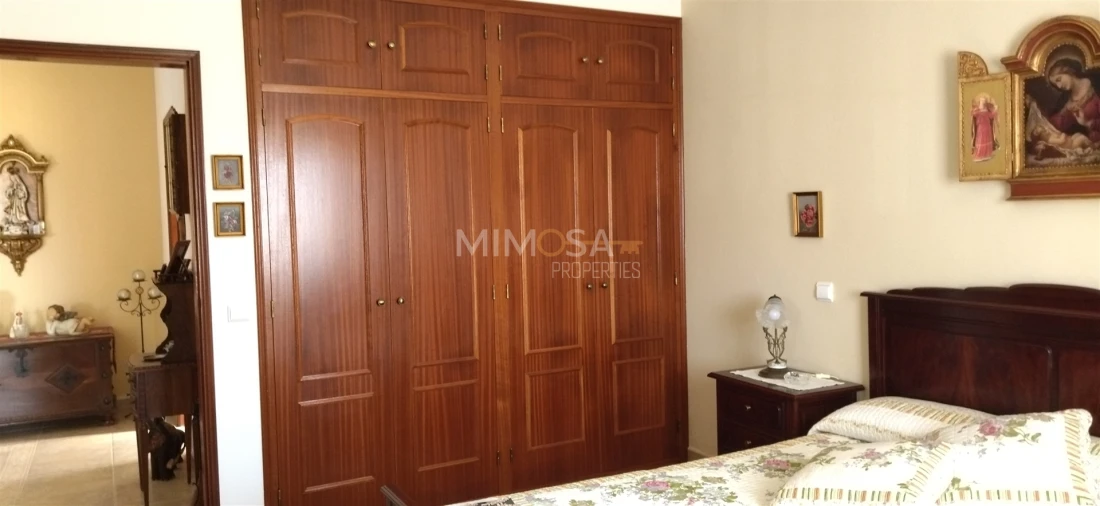 Moradia T5 para Venda em Lagos (São Sebastião e Santa Maria) Foto 29